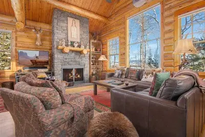 Image de Rmr: Cabine de luxe 3 Br avec A / C + marche à ski + activités gratuites