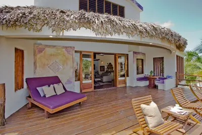 Villa de luxe avec vue spectaculaire sur l'océan