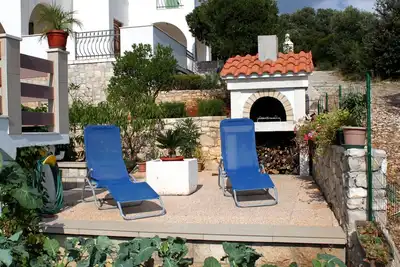 Image de Appartement d'une chambre avec la terrasse et la vue sur le mer Zavalatica, Korcula (A-9280-a)