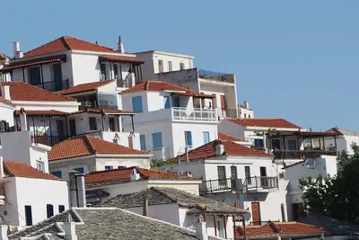 Image de Maison de ville familiale confortable proche de toutes commodités