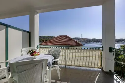 Image de Appartement de deux chambres prés de la plage Jezera, Murter (A-796-c)