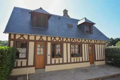 Image de Belle maison de 2 chambres Ă Le.