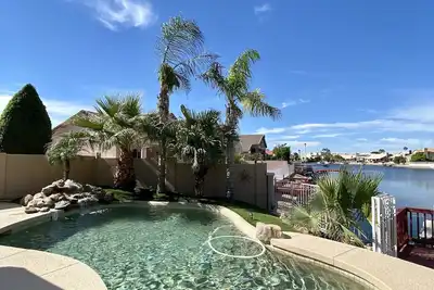 Image de Entraînement de printemps, golf, pêche, randonnée pédestre, piscine chauffée, jeux Bowl