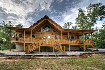 Image de Cabin * Neuf * Mtn la Vues de Sweet T, Parc national des Great Smoky, Polar Express