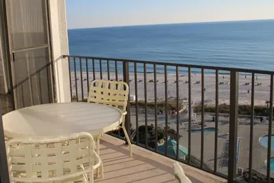 Image de Une entrée de récif! Luxueux condo en bord de mer pour des vacances reposantes en famille.