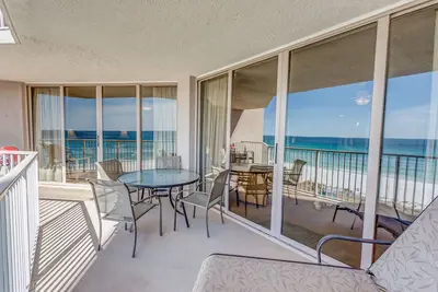 Image de Plan Extra Large Floor - Service De Plage Gratuit!