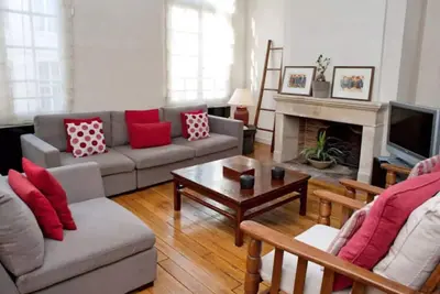 Charmant triplex confortable dans le Marais branché