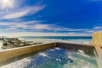 Image de Nouvelle Maison De Luxe Sur La Plage - Directement Sur La Magnifique Plage De Sable Blanc