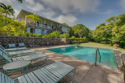 Image de Nevis Home avec piscine, vue imprenable sur la jungle et l'océan!