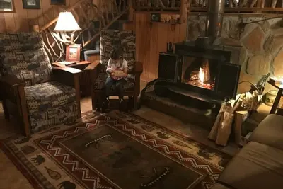 Image de Profitez des «cimes des arbres» dans les montagnes de North Ga. Maintenant avec Wifi!