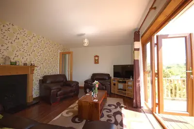 Image de Maison joliment meublée de la maison, située au coeur du Pembrokeshire.