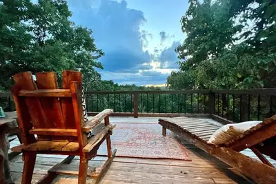 Image de Cabine de Cedar Springs: expérience unique, personnalisée et unique