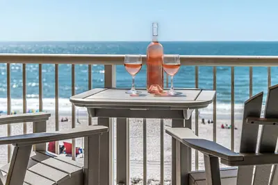 Image de ! ! ! ! Besoin De Sable Entre Vos orteils ??? Tours en bois flotté 6b. Directement sur la plage