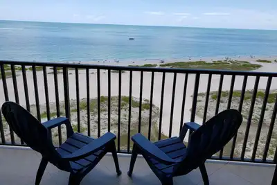 Image de La vie, la vie vous attend dans le secteur souhaitable de Sand Key de Clearwater Beach!