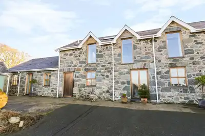 Image de Wern Olau Cottage, Groeslon