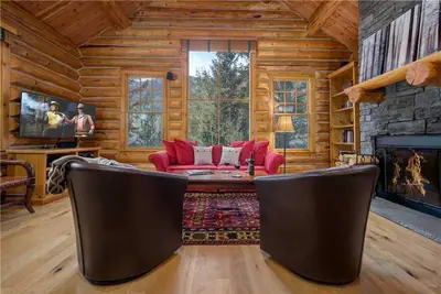 Image de Rmr: Teton Village Granite Ridge: Cabine confortable pour deux personnes, près des pistes + divertissement gratuit!