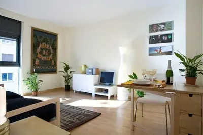 Image de Ensoleillé Lumineux Cozy Apartment Centric-Sagrada Familia-3