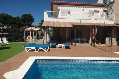 Image de Villa indépendante pour 10 pers. , située à Calafat (l'Ametlla de Mar)