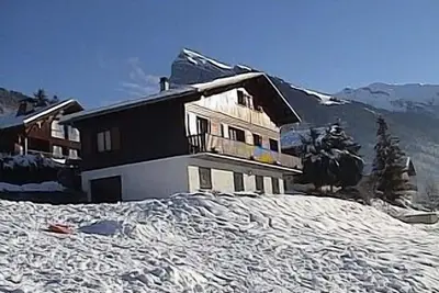 Image de Grand chalet familial avec vue panoramique sur les montagnes
