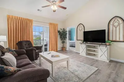 Image de Spacious 2br situé dans Premier Barefoot * Parfait pour les familles et les golfeurs!