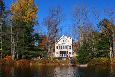 Image de 1300 pieds carrés ♦ Kings Mountain Cottage ♦ Emplacement parfait