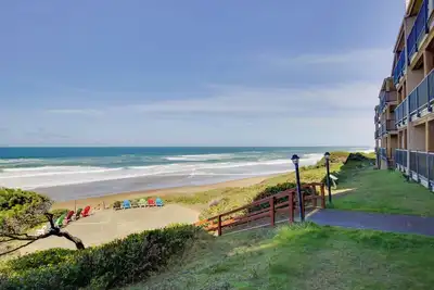Image de Lincoln City Beach Condo avec accès Clubhouse & Piscine