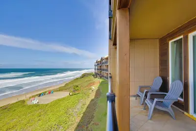 Image de Charme Lincoln City Condo w / Pool - Vue sur l'océan!