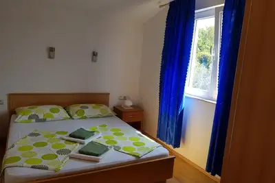 Image de Appartement de deux chambres avec la terrasse et la vue sur le mer Viganj, Peljesac (A-13241-c)