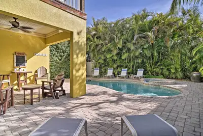 Image de Holmes Beach Home-Pet-Friendly - Étapes de la plage!