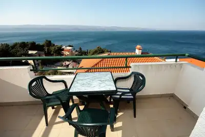 Image de Garçonnière avec la terrasse et la vue sur le mer Balica Rat, Omis (As-4868-b)