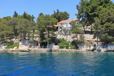 Image de Maison de pêcheur près de la mer Lavdara, Dugi otok (K-8175)