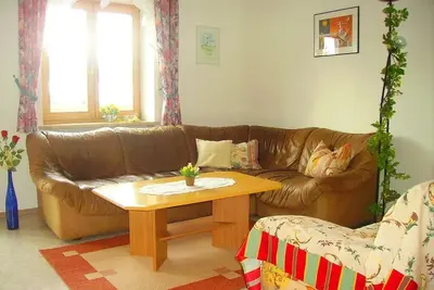 Image de Maison de vacances (55 m2) dans le parc naturel de Steinwald avec balcon sud et poêle en faïence