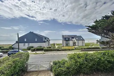 Image de Maison de vacances à 20m de la plage, jardin clos, Wi-Fi, idéale famille