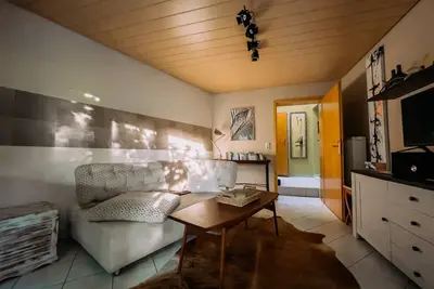 Image de Charmant appartement sur 2 niveaux avec patio idyllique