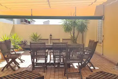 Image de Grand appartement (150m²) de caractère\/terrasse\/ climatisé\/