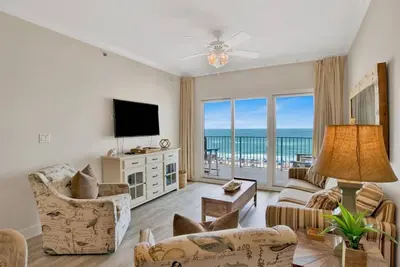 Image de Nouvelle location! Actualisé! Super 5ème étage sur la plage! Marcher pour dîner!