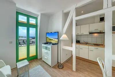 Image de Villa Ostseewarte Whg 15, Seeblick, Balcon, Ascenseur - Villa Ostseewarte, Strandnah, à proximité.