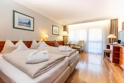 Image de Application de confort confortable. avec cuisine à thé et balcon