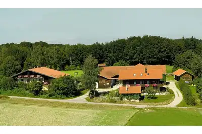 Image de Appartement meublé avec goût dans la Ce avec une exposition sud