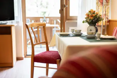Image de Appartement avec 1 chambre confortable et grand balcon