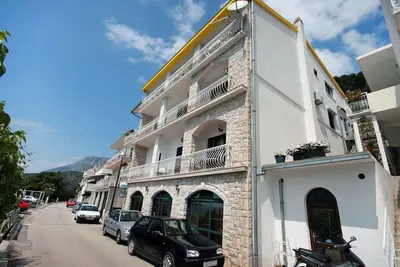 Image de Appartement d'une chambre avec la terrasse et la vue sur le mer Drvenik Gornja vala, Makarska (A-4890-b)