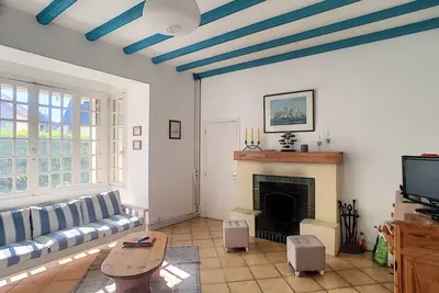 Image de Maison de Caractère avec Jardin, à 300m de la Plage et Commerces