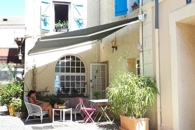 Image de Maison du XIXe cœur de ville face au port Clim Wifi Parking Plage 100m