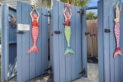 Image de #BeachLife - Unit B Getaway (Sleeps 10)