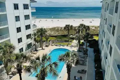 Image de Dors 10! Dernier étage w / Great View! Sur la plage! Réservez dès maintenant pour vos vacances en 2020!