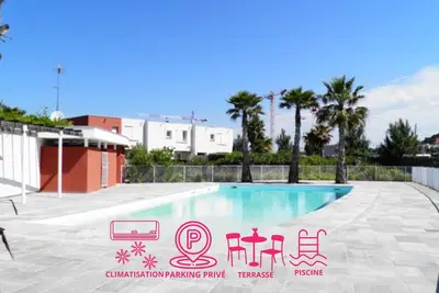 Image de Belle villa moderne avec piscine, 800m plage, parking privé et clim, idéale pour familles à Sète