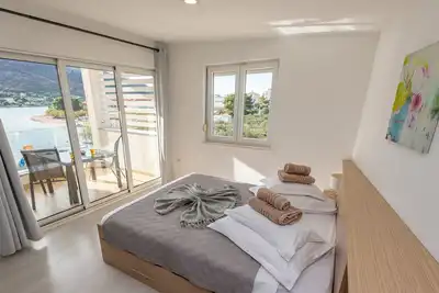 Studio Confort 4 * avec vue magnifique sur la mer et piscine, restaurant sur place - Ap4
