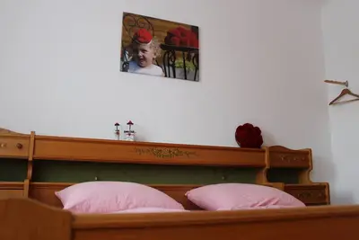 Image de Ferienwohnung RenchglĂĽck, 100 qm, Terrasse, 2 Schlafzimmer, max. 4 Personen