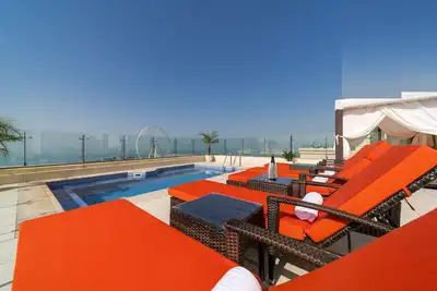 Image de Dubai Jbr Incroyable immense Penthouse de 650 m. q. Piscine privée sur le toit avec terrasse privée