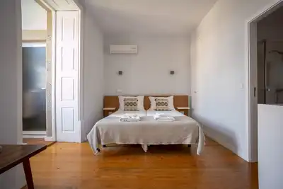 Image de Campanhã Studio - Garden View